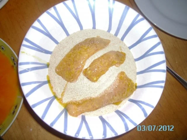 Rezept: Panierte Putenstreifen auf grünem Salat Bild Nr. 7 Panierte Putenstreifen auf grünem Salat - Rezept - Bild Nr. 7