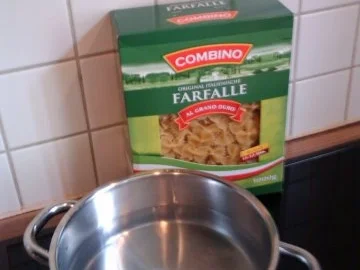 Rezept: Farfalle mit Gemüsebolognese Bild Nr. 5 Farfalle mit Gemüsebolognese - Rezept - Bild Nr. 5