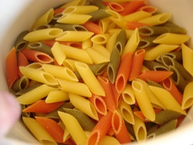 Rezept: Mett-Gemüse-Sauce mit Nudeln Bild Nr. 3 Mett-Gemüse-Sauce mit Nudeln - Rezept - Bild Nr. 3