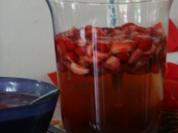 GETRÄNKE: Bowlen:  Erdbeer-Cranberry-Bowle o. Alkohol - Rezept
