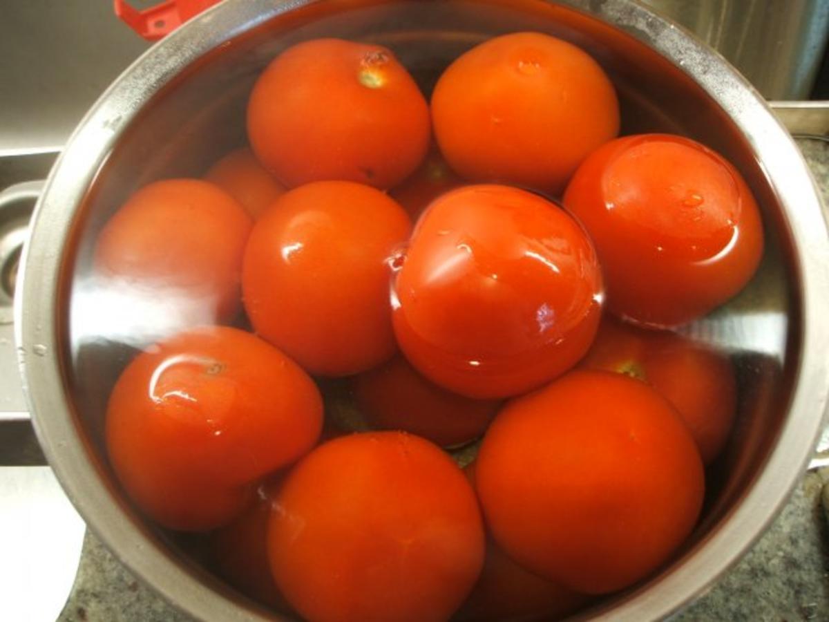Soßen: Tomatensoße eingekocht - Rezept - Bild Nr. 3