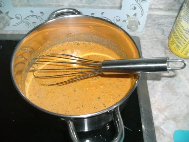 Fleischkäse mit Ei auf Pfeffer- Rahmsauce - Rezept - Bild Nr. 7