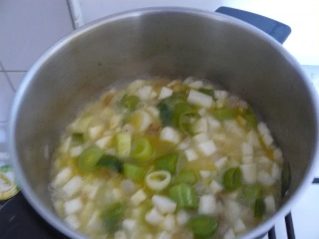 Rezept: Provenzialische Tomatensuppe Bild Nr. 10 Provenzialische Tomatensuppe - Rezept - Bild Nr. 10