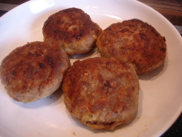 Frikadellen mit Kartoffelpüree und Feldsalat - Rezept - Bild Nr. 7