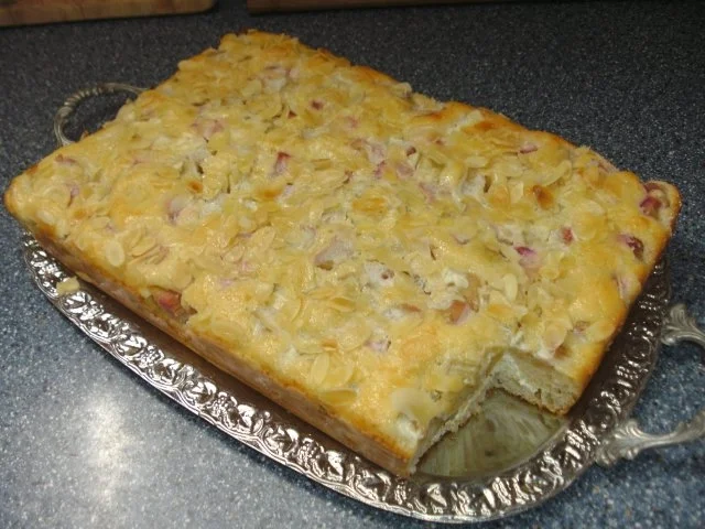 Rhabarber-Buttermilchkuchen - Rezept - Bild Nr. 3