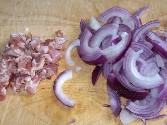 Rezept: Blätterteigtarte mit Nektarinen und Ziegenkäse Bild Nr. 2 Blätterteigtarte mit Nektarinen und Ziegenkäse - Rezept - Bild Nr. 2