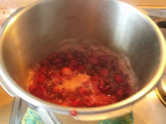 Rezept: °°4 Fruchtsommermarmelade°° Bild Nr. 6 °°4 Fruchtsommermarmelade°° - Rezept - Bild Nr. 6