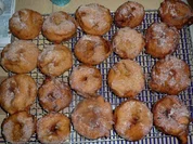 Apfel im Bierteig --reicht für 25 Stück - Rezept