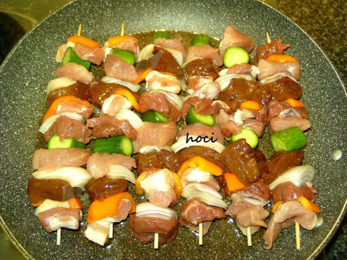 Schaschlikspiess mit Petersilienreis und Hollandaise Diabolo - einfach ...