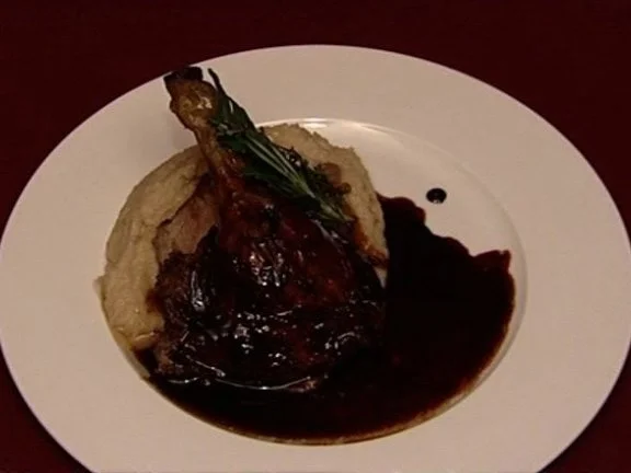 Hoheits-Ente in Rotwein gegart mit gekochtem Wurzelgemüse (Alexander von Anhalt) - Rezept