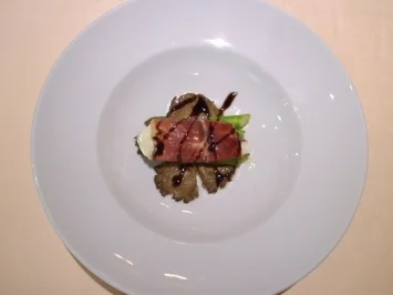 Rezept: Austernpilze an grünem Spargel und Schinkenpäckchen Austernpilze an grünem Spargel und Schinkenpäckchen - Rezept