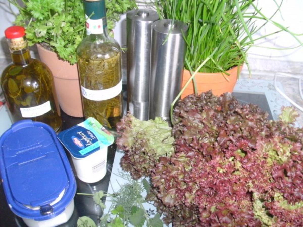 Lollo Rosso-Salat und Erbsensalat - Rezept - Bild Nr. 2