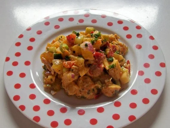 Hauptspeise: Sommerlicher Hähnchensalat mit Ananas - Rezept - Bild Nr. 10