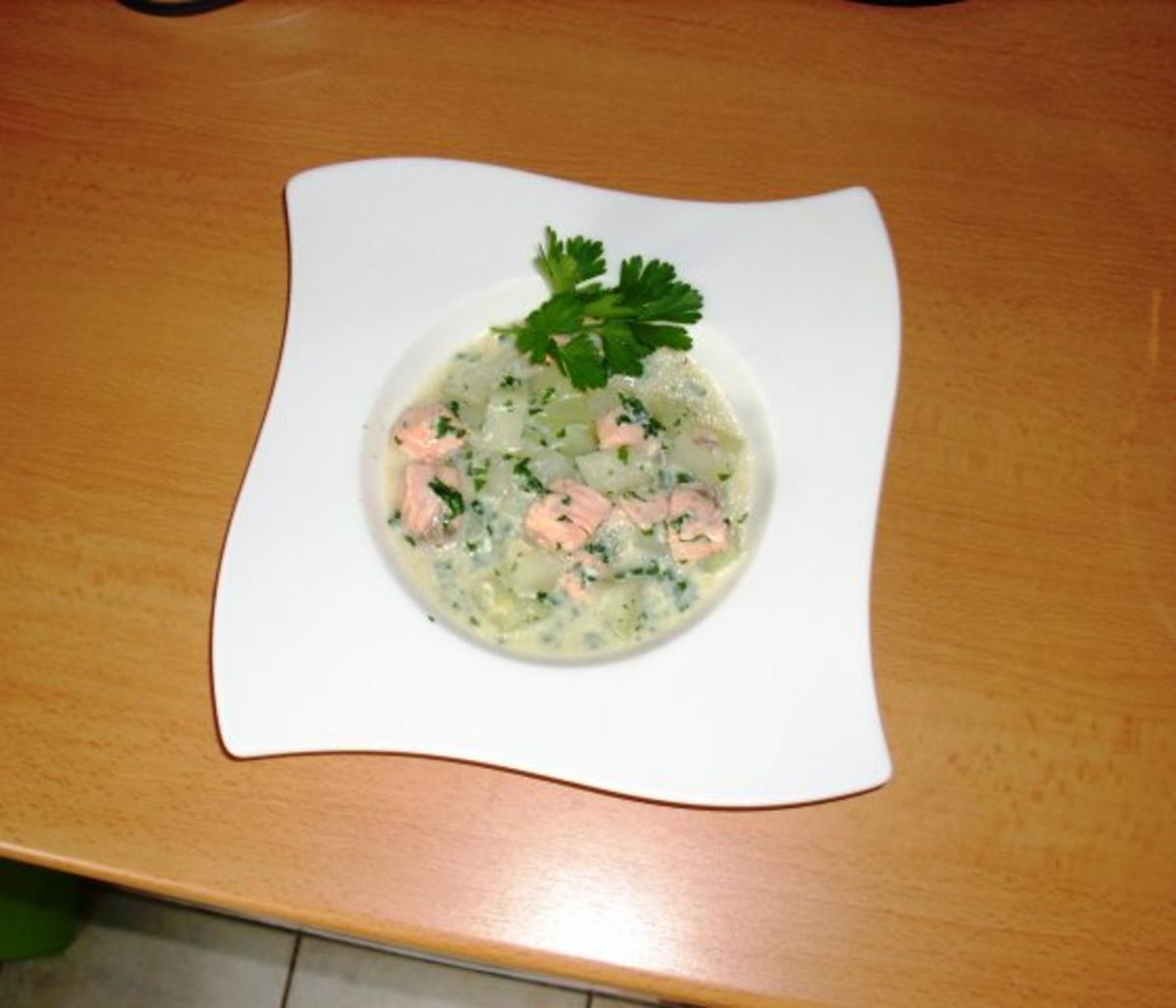 Lachs-Kohlrabi-Suppe - Rezept