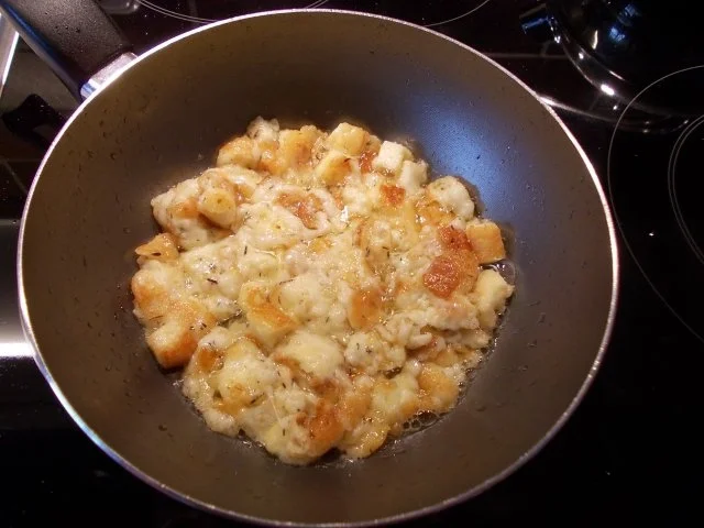 Paprika-Zucchini-Bohnen-Salat mit Grillkäse - Rezept - Bild Nr. 6