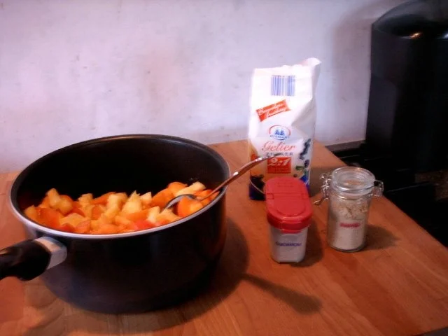 Aprikosen-Ananas Marmelade mit Ingwer und Kardamom - Rezept - Bild Nr. 4