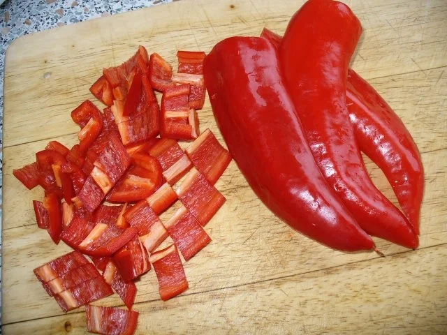 Deftiges Brot mit Paprikagemüse - Rezept - Bild Nr. 4