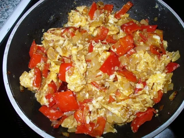 Deftiges Brot mit Paprikagemüse - Rezept - Bild Nr. 8