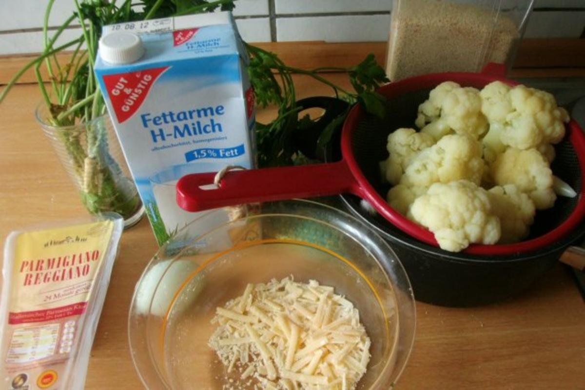 Parmesanblumenkohl in Wurzelpetersiliensosse und Parmesantalern - Rezept - Bild Nr. 2