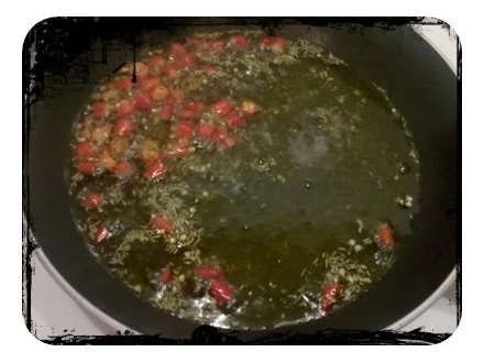 Rezept: Öl: Chiliöl mit Rosmarin Bild Nr. 2 Öl: Chiliöl mit Rosmarin - Rezept - Bild Nr. 2