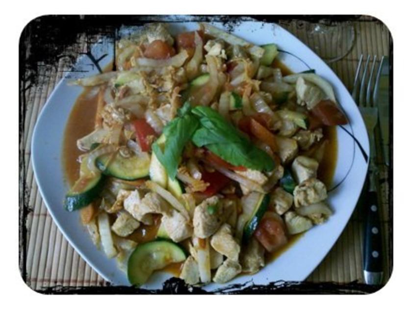 Geflügel: Thailändische Hähnchenpfanne mit Gemüse - Rezept - kochbar.de