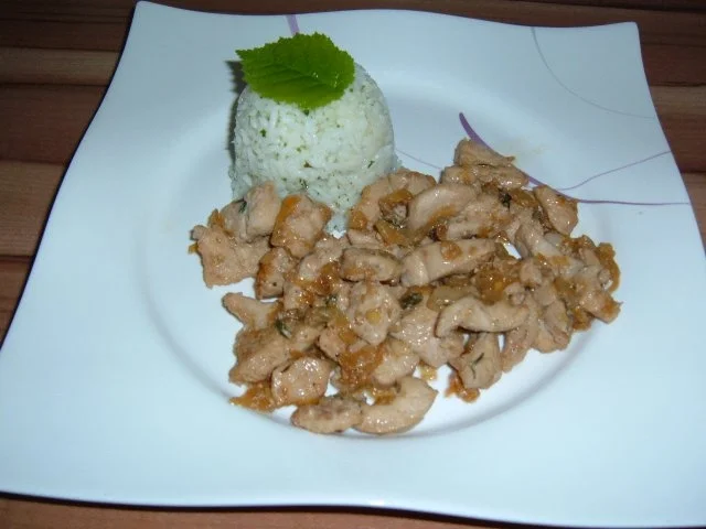 Rezept: Geflügel : Geschnetzeltes mit Zwiebeln und Reis Bild Nr. 5 Geflügel : Geschnetzeltes mit Zwiebeln und Reis - Rezept - Bild Nr. 5