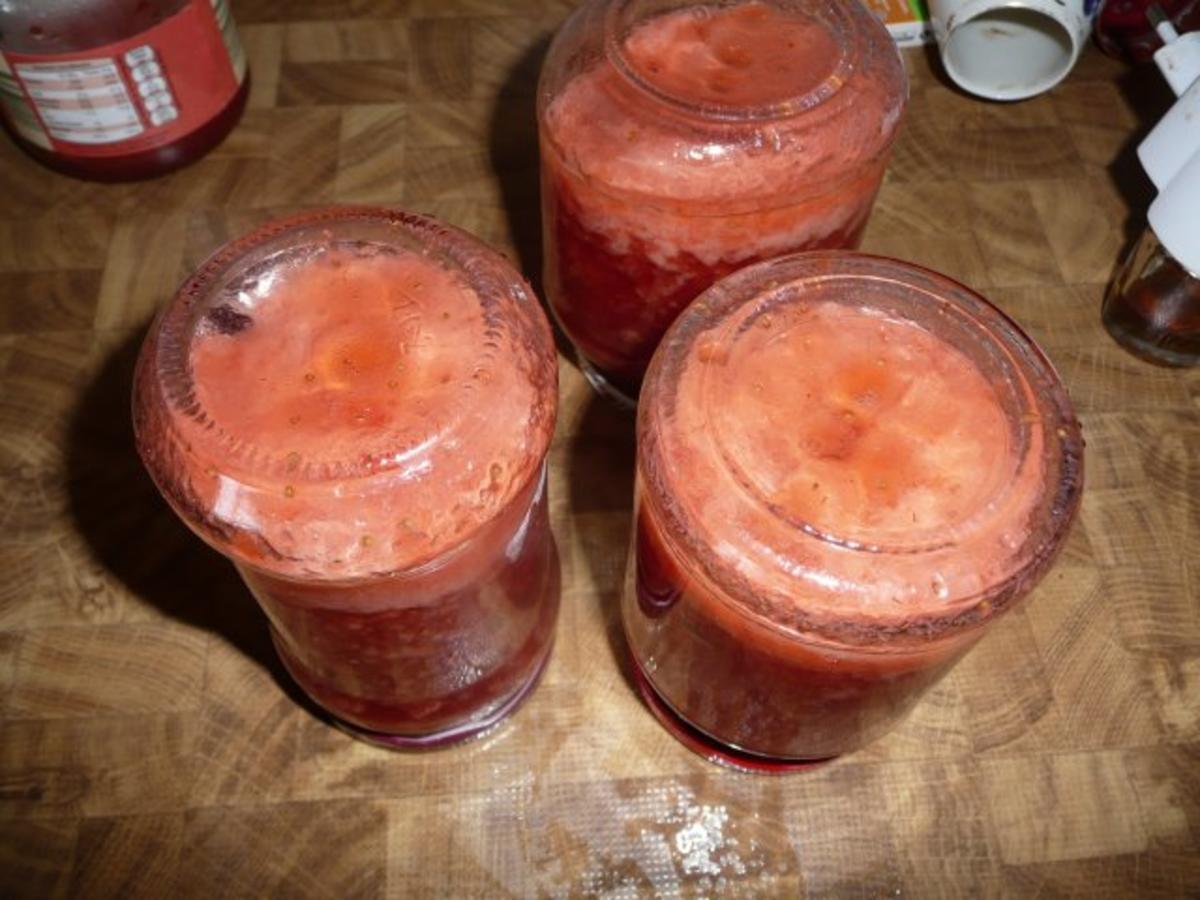 Erdbeere-Marmelade gibt 3 Gläser - Rezept - Bild Nr. 3