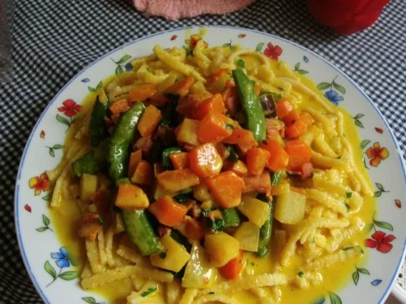 Rezept: Frisches Gartengemüse in Schmelzkäsesosse Bild Nr. 14 Frisches Gartengemüse in Schmelzkäsesosse - Rezept - Bild Nr. 14