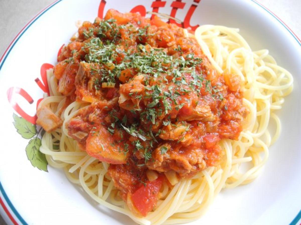 Spaghetti al tonno e pomodoro - Rezept mit Bild 