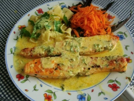 Wildlachs aus dem Paradies  in cremiger Kräutersosse - Rezept - Bild Nr. 11