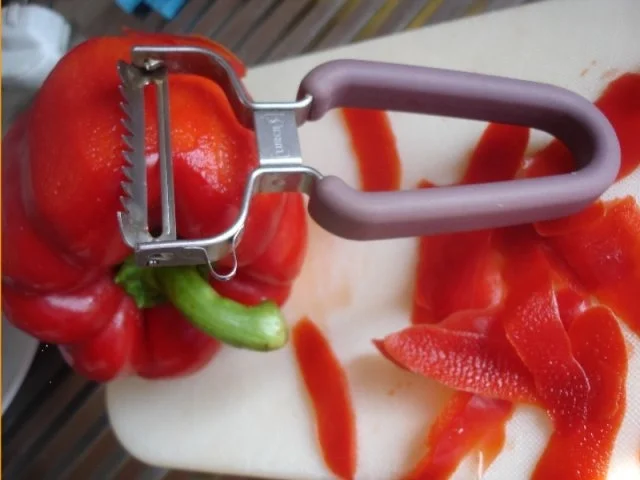 Rezept: Kohlrabischnitzel mit Paprika-Kartoffelpüree und Friseesalat Bild Nr. 3 Kohlrabischnitzel mit Paprika-Kartoffelpüree und Friseesalat - Rezept - Bild Nr. 3