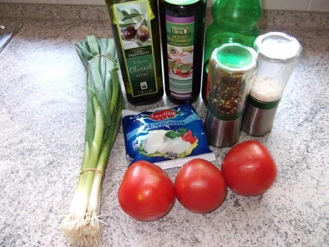 Rezept: Tomate Mozzarella Dieter´s Art Bild Nr. 2 Tomate Mozzarella Dieter´s Art - Rezept - Bild Nr. 2