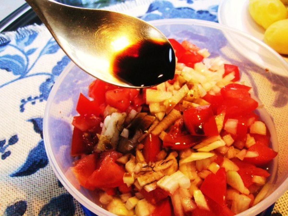 Tomatensalat mit Zwiebeln - Rezept - Bild Nr. 3