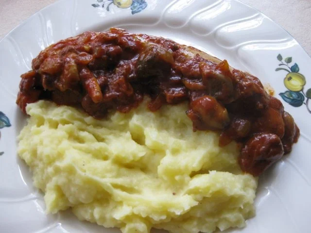 Rezept: Weinbratwürste auf Pilzen Bild Nr. 2 Weinbratwürste auf Pilzen - Rezept - Bild Nr. 2