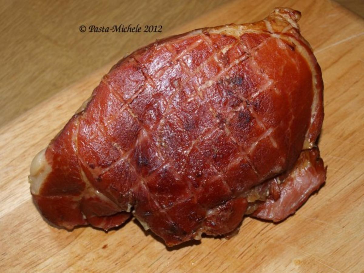 Schweineschulter aus dem Ofen nach rheinischer Art - Rezept - Bild Nr. 2