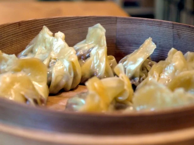 Rezept: Dim Sum mit Pfifferling-Hackfleisch-Füllung und Knobi-Dip Bild Nr. 13 Dim Sum mit Pfifferling-Hackfleisch-Füllung und Knobi-Dip - Rezept - Bild Nr. 13