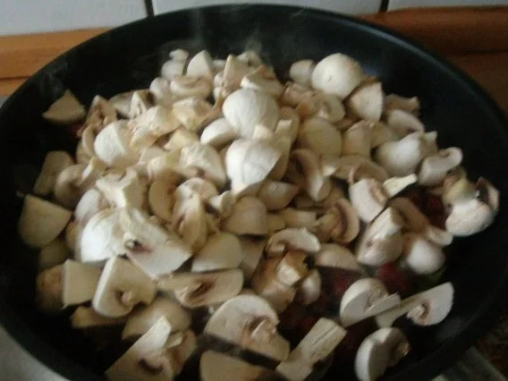 Champignonspfanne  mit Cabanossi - Rezept - Bild Nr. 7