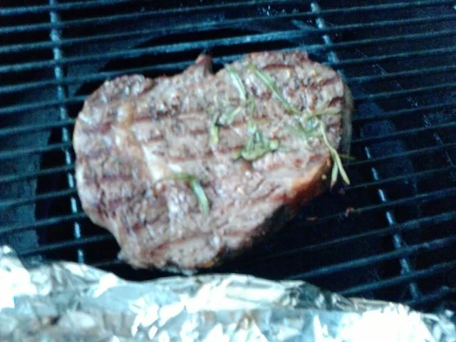 Rezept: Entrecôte grillée à la perfection - Entrecote perfekt gegrillt Bild Nr. 4 Entrecôte grillée à la perfection - Entrecote perfekt gegrillt - Rezept - Bild Nr. 4