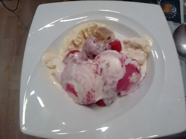 Knuuuti oder der Eisbeerbecher - Rezept