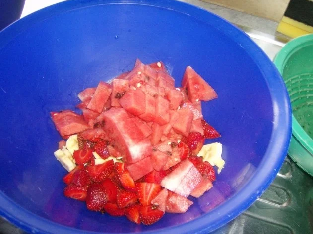 Rezept: Sommerlicher Obstsalat Bild Nr. 4 Sommerlicher Obstsalat - Rezept - Bild Nr. 4