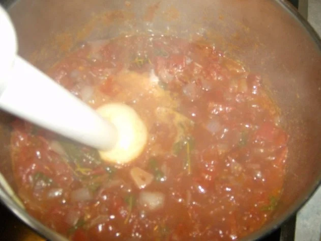 Rezept: Klassische Tomatensauce Bild Nr. 7 Klassische Tomatensauce - Rezept - Bild Nr. 7