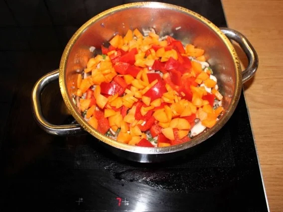 Rezept: Hackfleischtopf Bild Nr. 5 Hackfleischtopf - Rezept - Bild Nr. 5