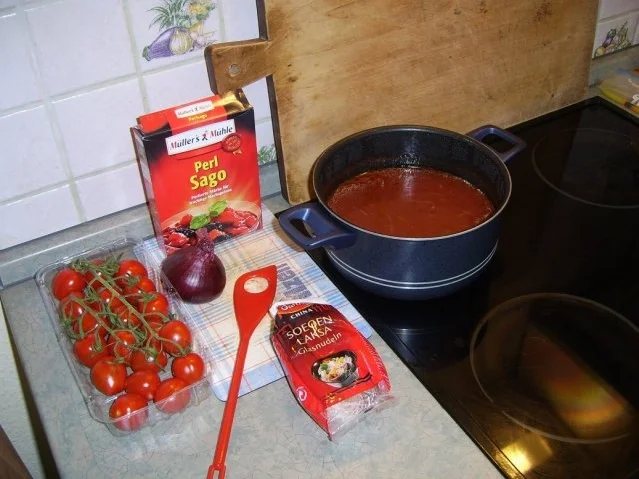Rezept: Nur Tomatensuppe ;-) Bild Nr. 2 Nur Tomatensuppe ;-) - Rezept - Bild Nr. 2
