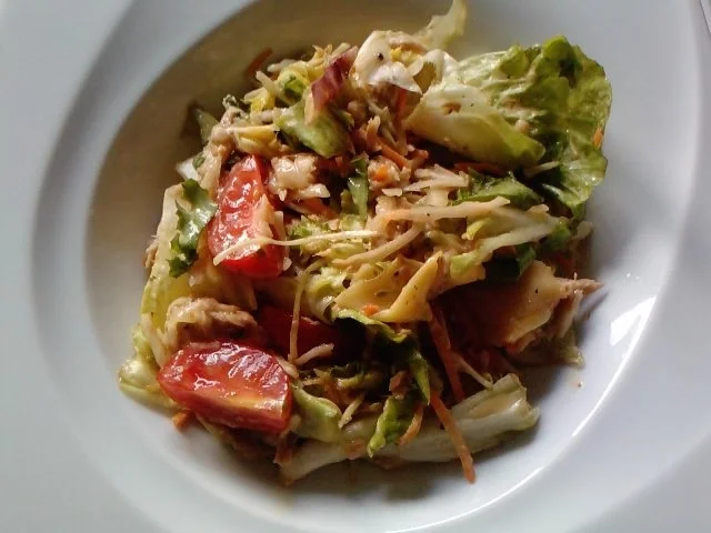 Mediterraner Asia - Thunfisch - Salat - Rezept - Bild Nr. 5