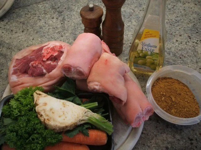 Sülzen: Sülze vom Knöchle (Eisbein) - selbstgemacht - Rezept - Bild Nr. 4