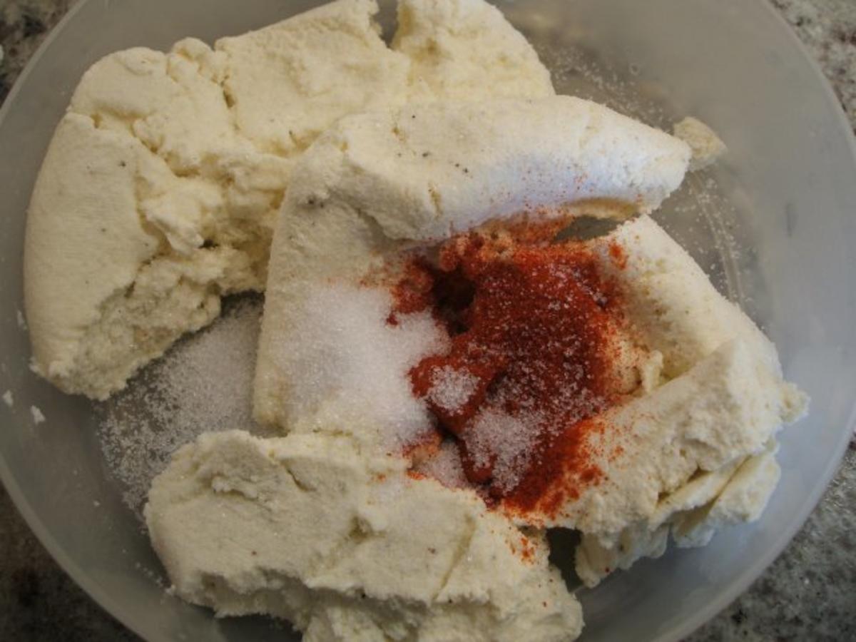Frischkäse: Paprikafrischkäse mit Schnittlauch - Rezept - Bild Nr. 3