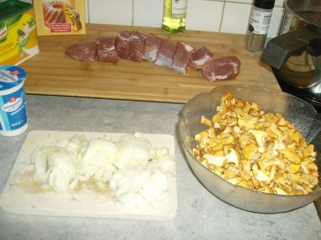 Schweinefilet in Pfifferlingsahnesoße - Rezept - Bild Nr. 2