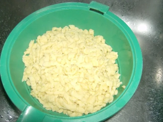 Spätzle mit Wachteleiern - Rezept - Bild Nr. 7