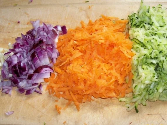 Rigatoni mit Gemüse-Hackbällchen in Schinken-Tomatensoße - Rezept - Bild Nr. 2