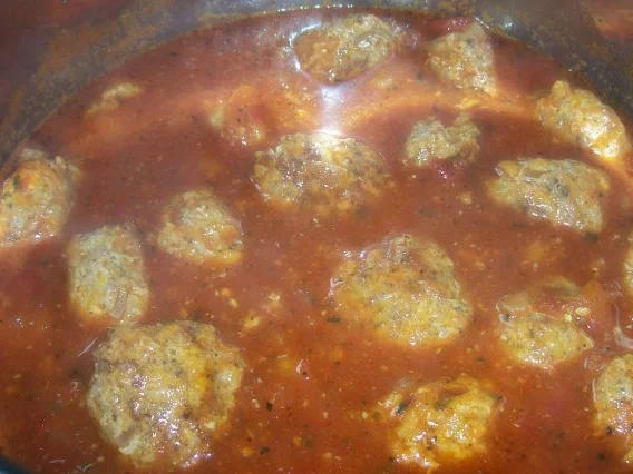 Rigatoni mit Gemüse-Hackbällchen in Schinken-Tomatensoße - Rezept - Bild Nr. 8